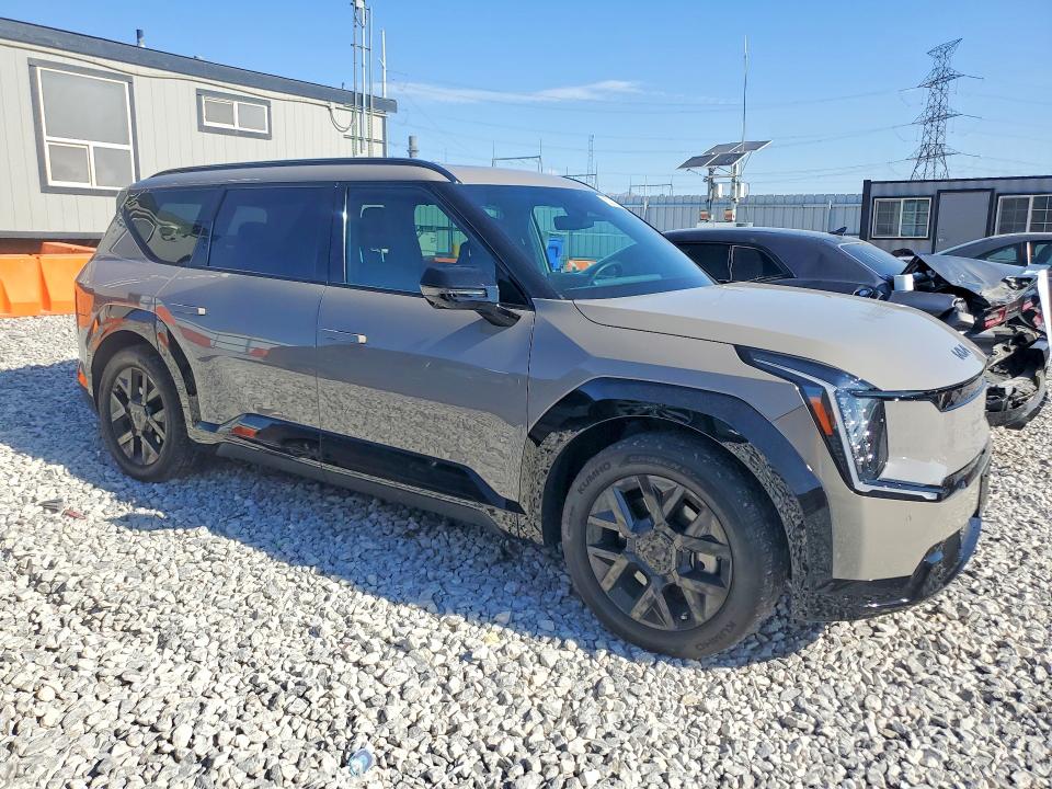 Photo 4 from auction – 2026 KIA EV9 with VIN 5XYADFS5XTG009372