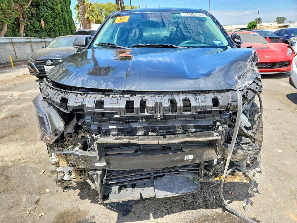 Photo 5 from auction – 2026 KIA NIRO with VIN KNDCP3LE1T5346759