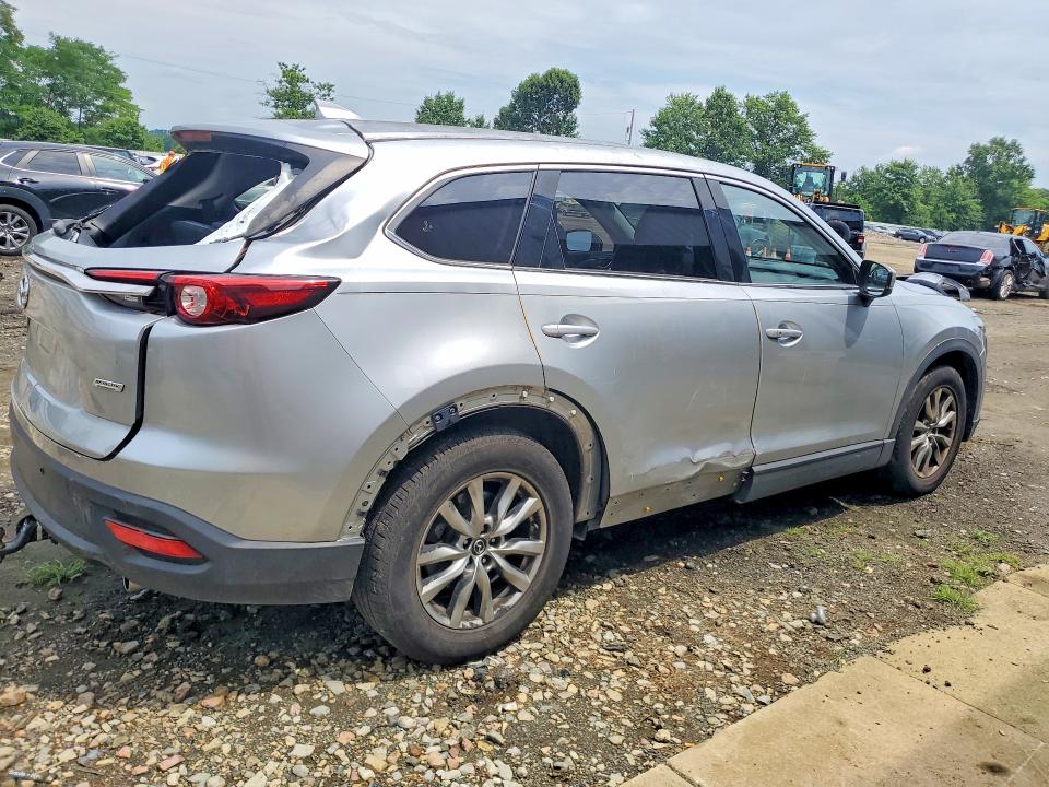 Photo 3 from auction – 2016 MAZDA CX-9 with VIN JM3TCBCY5G0111405