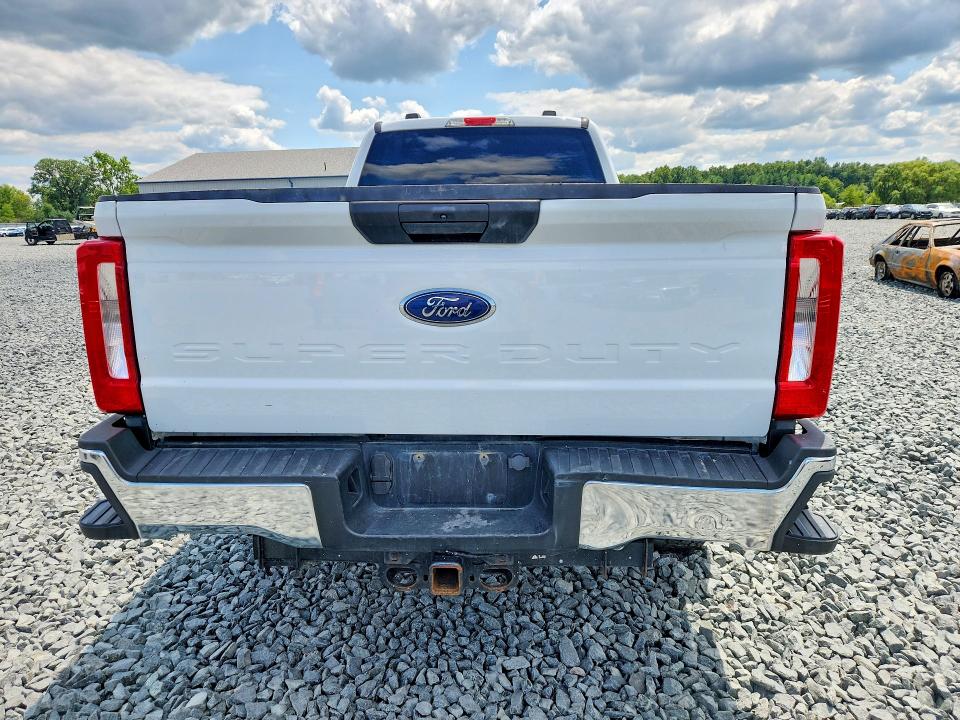Photo 6 from auction – 2024 FORD F350 with VIN 1FT8W3BN2REC50156