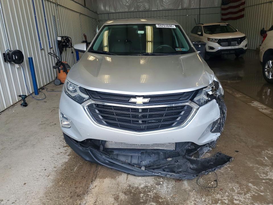 Photo 5 from auction – 2018 CHEVROLET EQUINOX with VIN 2GNAXSEV2J6122231