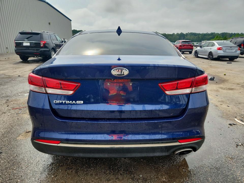Photo 6 from auction – 2018 KIA OPTIMA with VIN 5XXGT4L32JG181394