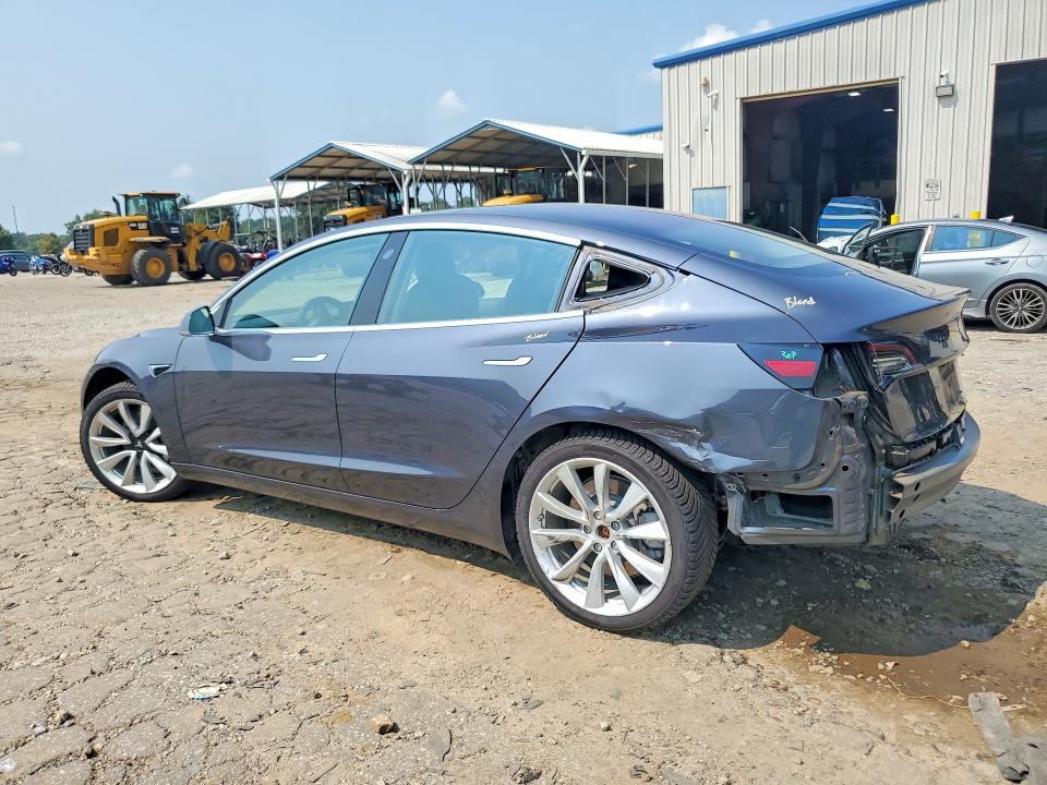 Photo 2 from auction – 2018 TESLA MODEL 3 with VIN 5YJ3E1EA4JF024178