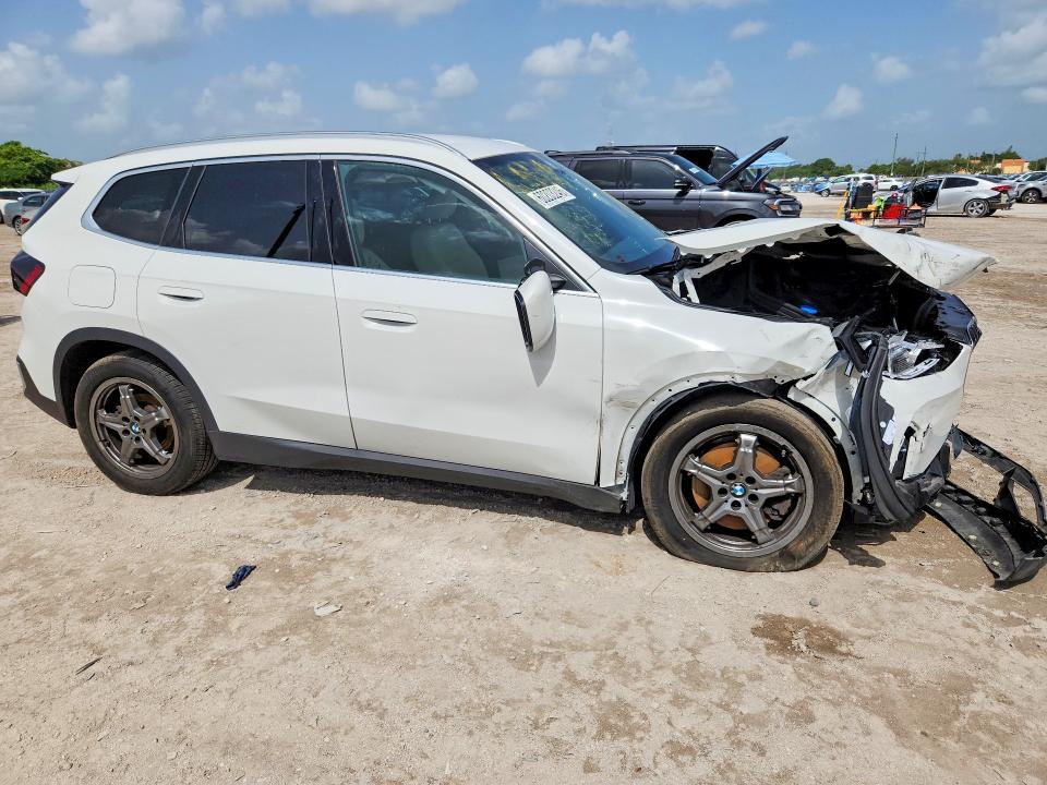 Photo 4 from auction – 2023 BMW X1 with VIN WBX73EF00P5X03298