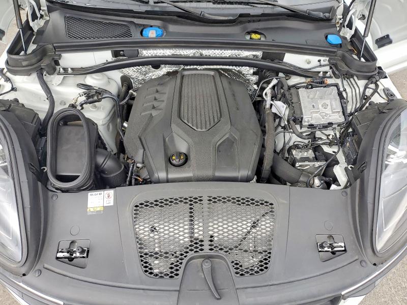 Photo 12 from auction – 2023 PORSCHE MACAN with VIN WP1AA2A58PLB13032