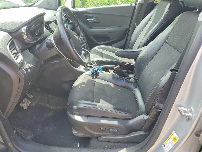 Photo 7 from auction – 2019 CHEVROLET TRAX with VIN KL7CJPSB7KB724354