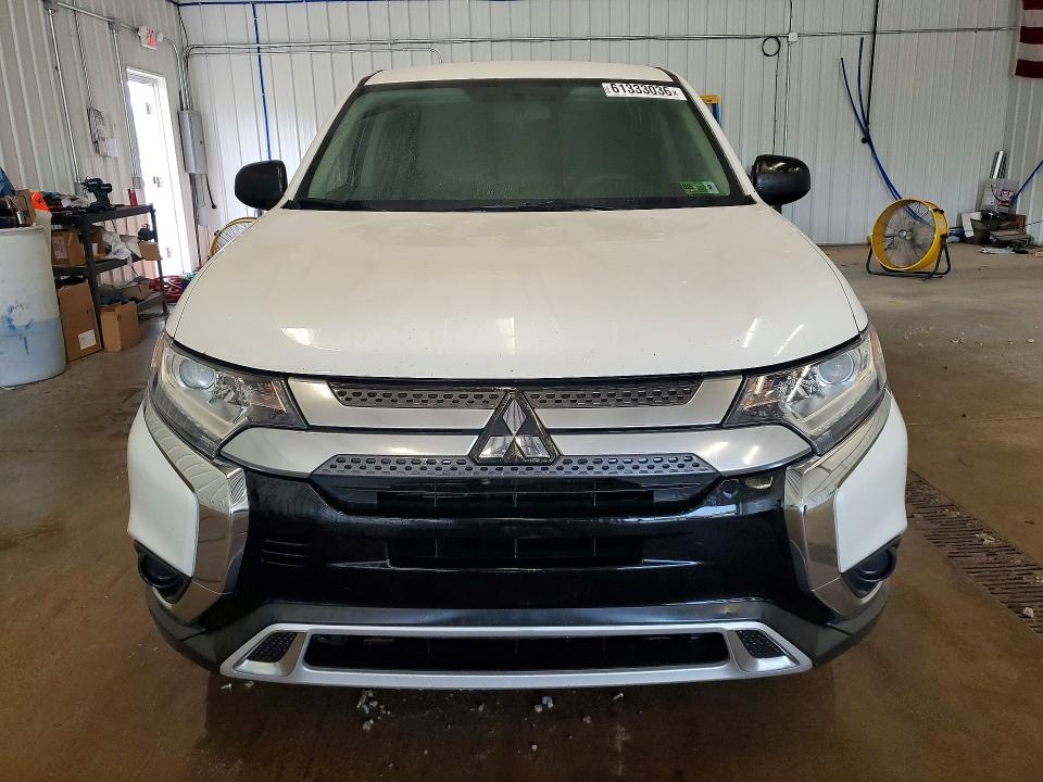Photo 5 from auction – 2019 MITSUBISHI OUTLANDER with VIN JA4AZ3A33KZ016674