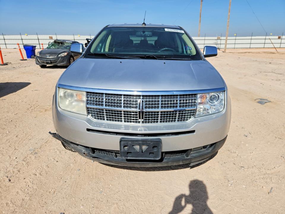 Photo 5 from auction – 2010 LINCOLN MKX with VIN 2LMDJ8JC0ABJ27126