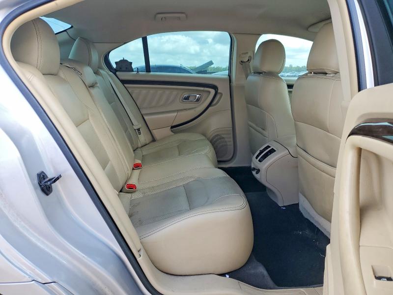 Photo 11 from auction – 2015 FORD TAURUS with VIN 1FAHP2F82FG110870