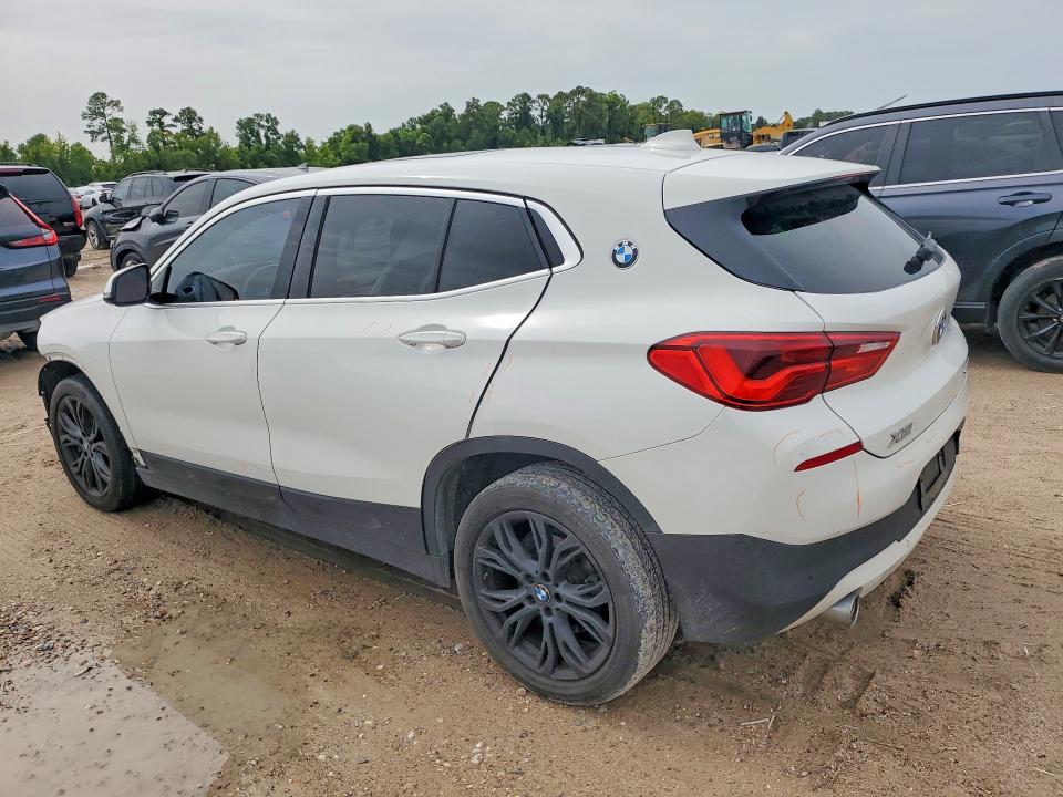 Photo 2 from auction – 2020 BMW X2 with VIN WBXYH9C02L5P56077