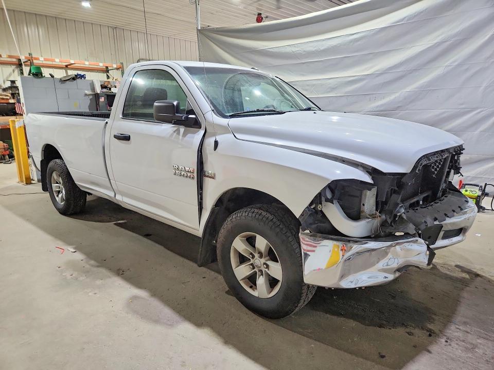 Zdjęcie 4 z aukcji – 2016 RAM 1500 z VIN 3C6JR7DT9GG195522