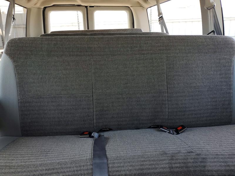 Photo 10 from auction – 2004 FORD ECONOLINE with VIN 1FMRE11WX4HA03265