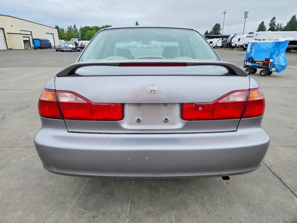 Photo 6 from auction – 2000 HONDA ACCORD with VIN JHMCG5652YC019604