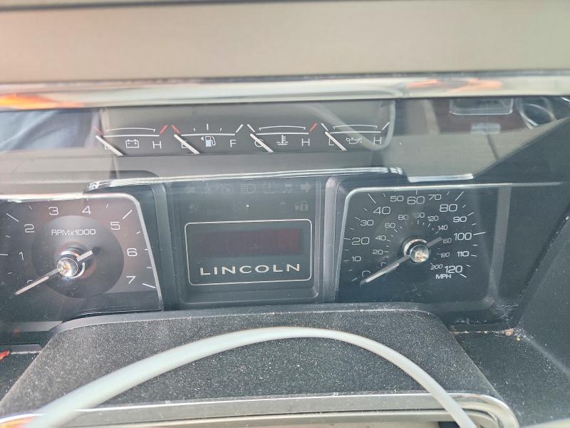 Photo 9 from auction – 2014 LINCOLN NAVIGATOR with VIN 5LMJJ3J52EEL03216