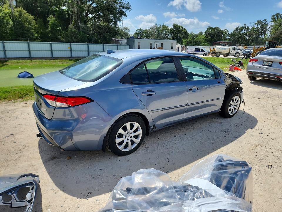 Photo 3 from auction – 2021 TOYOTA COROLLA with VIN 5YFEPMAE2MP169239