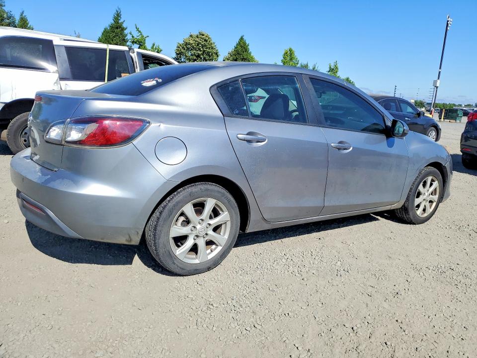 Photo 3 from auction – 2010 MAZDA 3 with VIN JM1BL1SG6A1146673