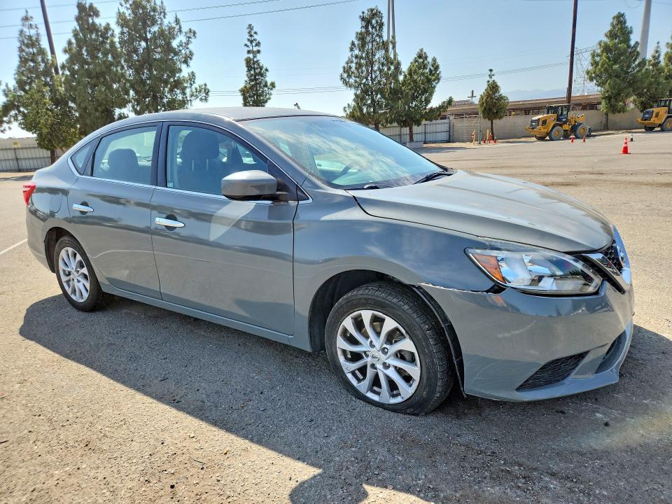 Photo 4 from auction – 2018 NISSAN SENTRA with VIN 3N1AB7AP6JY249111
