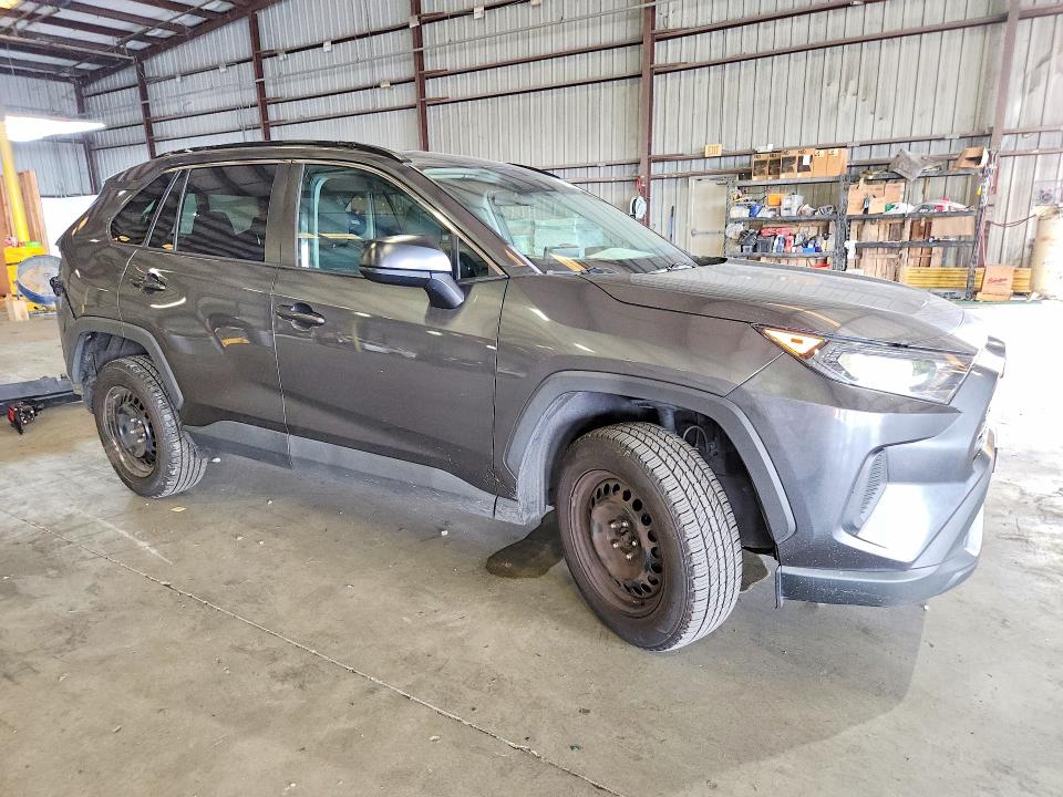 Photo 4 from auction – 2021 TOYOTA RAV4 with VIN 2T3F1RFV2MW181876
