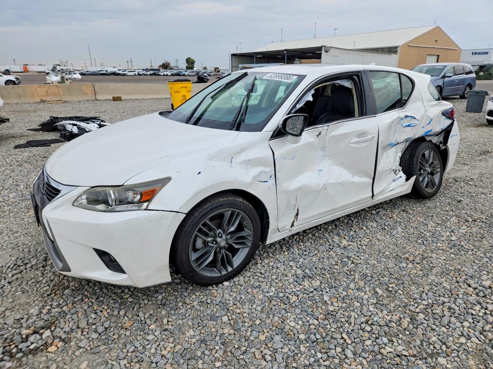 LEXUS CT 2015 with VIN JTHKD5BH6F2229498 - Photo from auction
