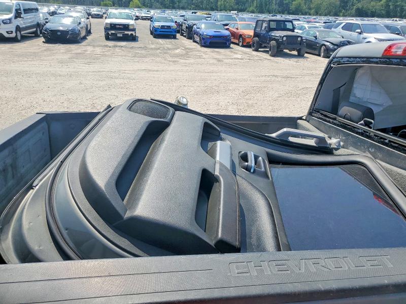 Photo 12 from auction – 2017 CHEVROLET SILVERADO with VIN 3GCUKREC7HG346833