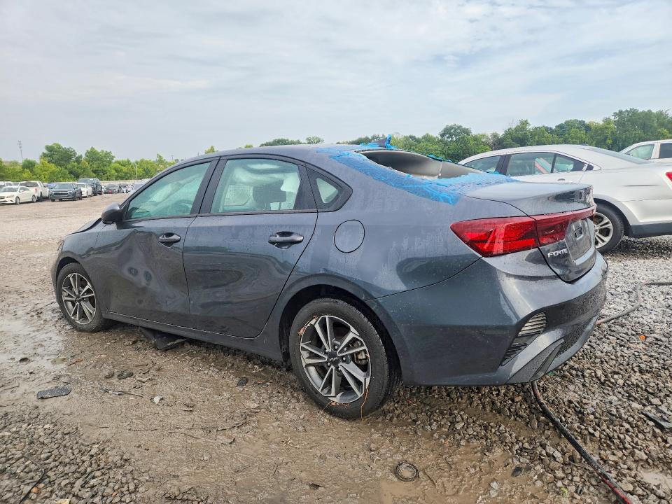 Photo 2 from auction – 2023 KIA FORTE with VIN 3KPF24AD5PE585916
