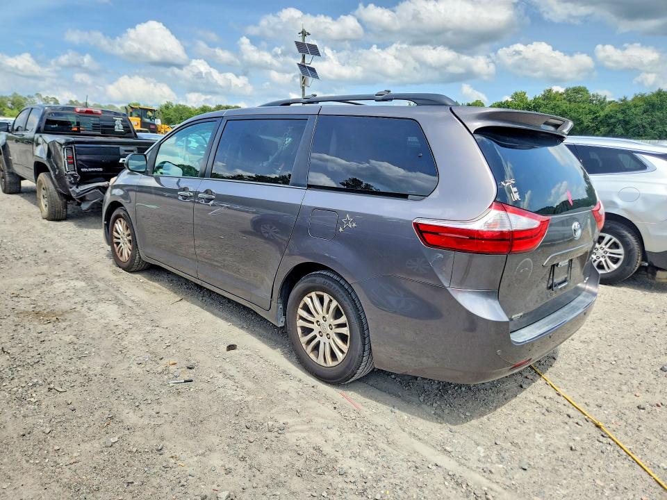 Photo 2 from auction – 2015 TOYOTA SIENNA with VIN 5TDYK3DC3FS556277