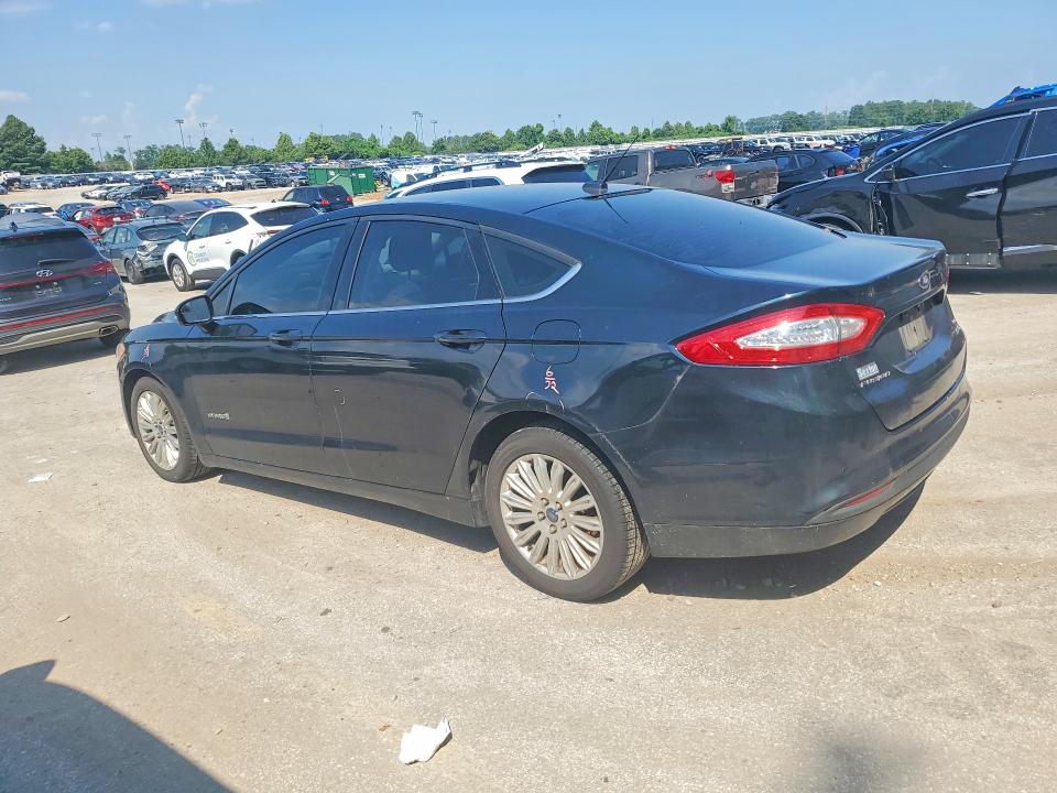 Photo 2 from auction – 2014 FORD FUSION with VIN 3FA6P0LU2ER259980