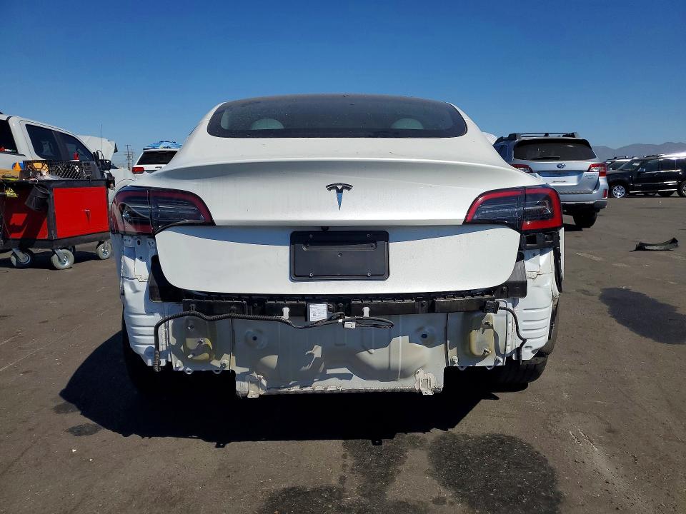 Photo 6 from auction – 2023 TESLA MODEL 3 with VIN 5YJ3E1EA5PF503170
