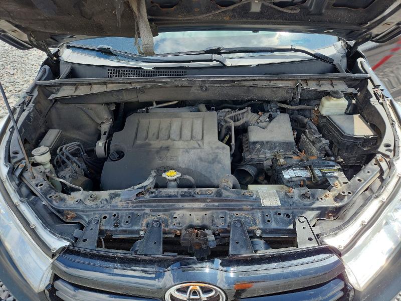Photo 11 from auction – 2015 TOYOTA HIGHLANDER with VIN 5TDKKRFH6FS090958