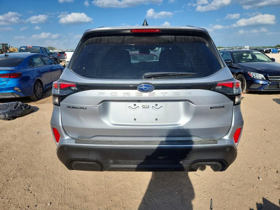 Foto 6 de la subasta – 2025 SUBARU FORESTER con VIN JF2SLDTCXSH462858