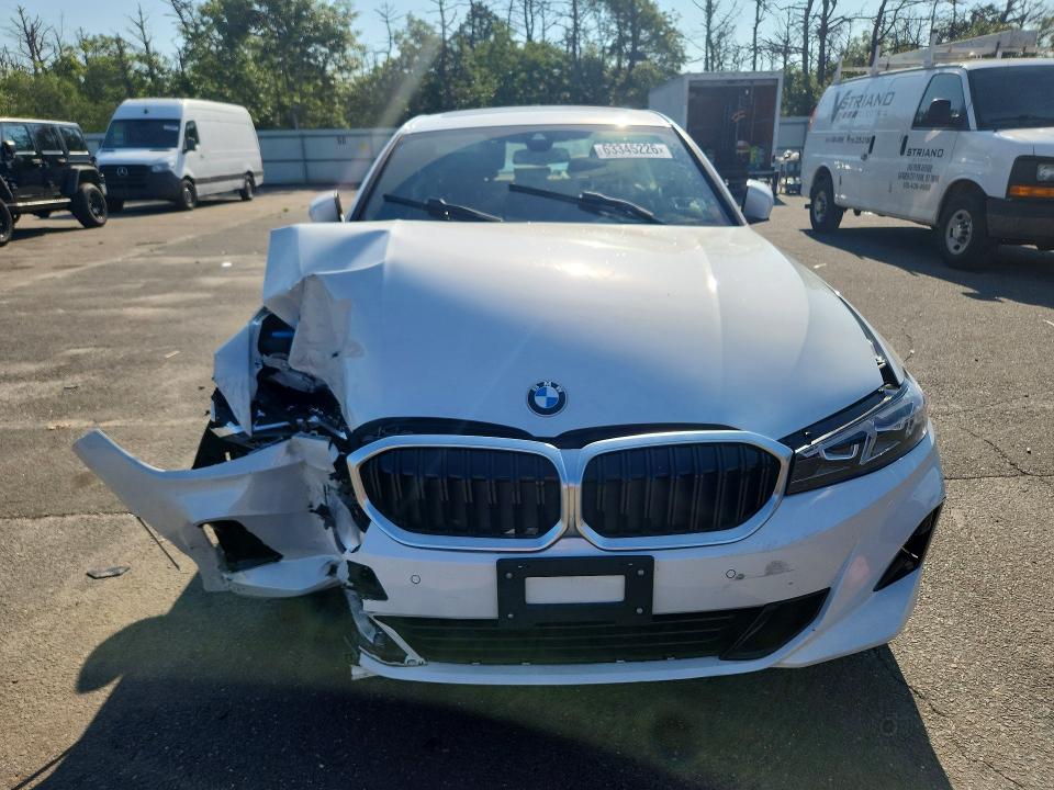 Photo 5 from auction – 2025 BMW 330XI with VIN 3MW89CW09S8F17241