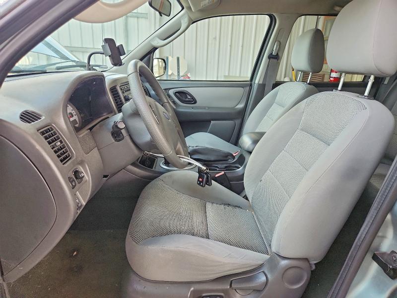 Photo 7 from auction – 2005 FORD ESCAPE with VIN 1FMYU93175KA83398