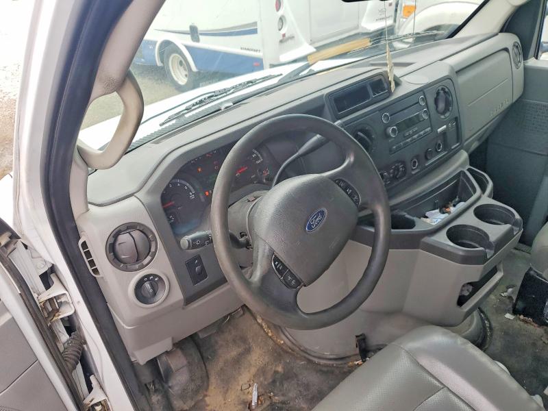 Photo 8 from auction – 2015 FORD ECONOLINE with VIN 1FDWE3FL1FDA15070