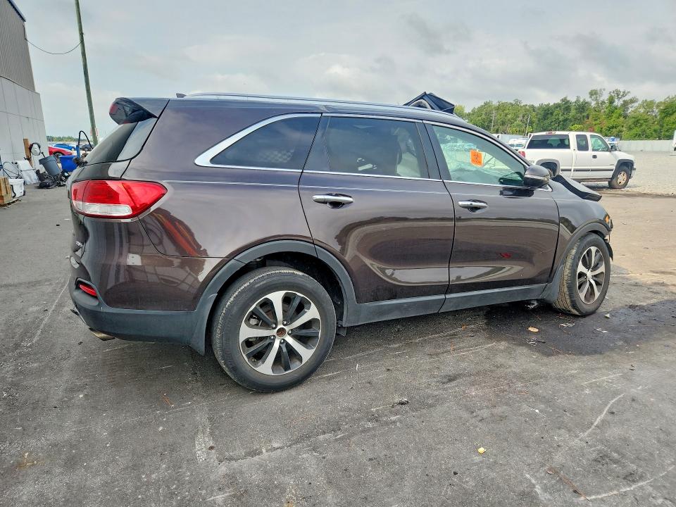 Photo 3 from auction – 2016 KIA SORENTO with VIN 5XYPH4A57GG048432