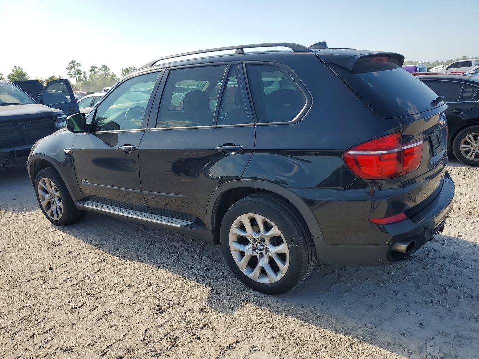 Photo 2 from auction – 2011 BMW X5 with VIN 5UXZV4C50BL412197