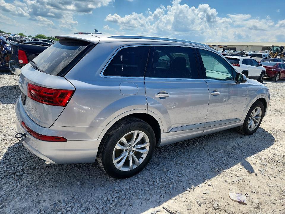 Photo 3 from auction – 2019 AUDI Q7 with VIN WA1LAAF73KD006417