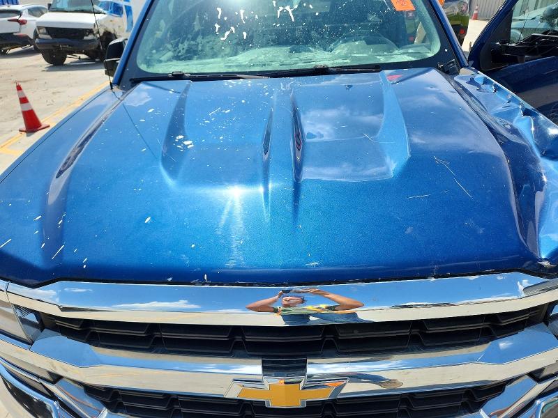 Photo 11 from auction – 2018 CHEVROLET SILVERADO with VIN 1GCNKNEC2JZ209527