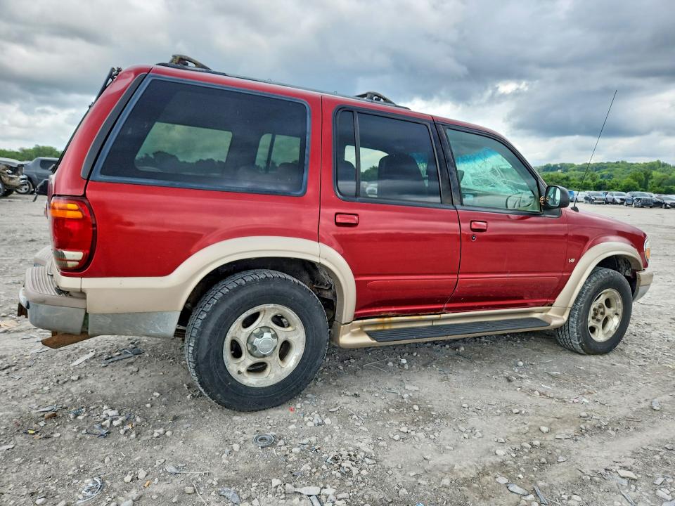 Photo 3 from auction – 2001 FORD EXPLORER with VIN 1FMDU84PX1ZA52773