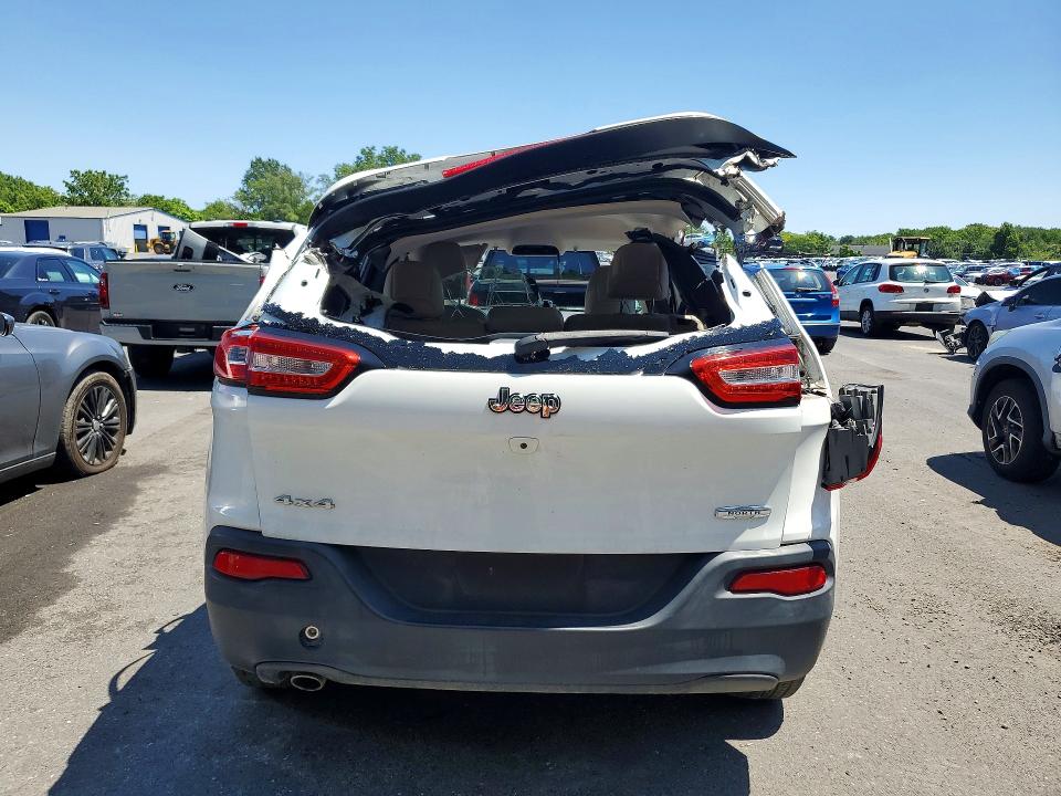 Photo 6 from auction – 2017 JEEP CHEROKEE with VIN 1C4PJMCB9HW575741