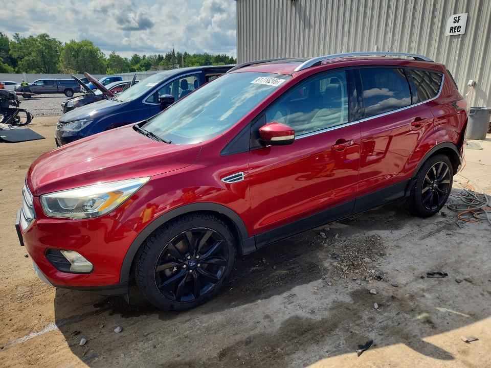 FORD ESCAPE 2017 مع رقم تعريف المركبة 1FMCU9J97HUA99709 - صورة من المزاد