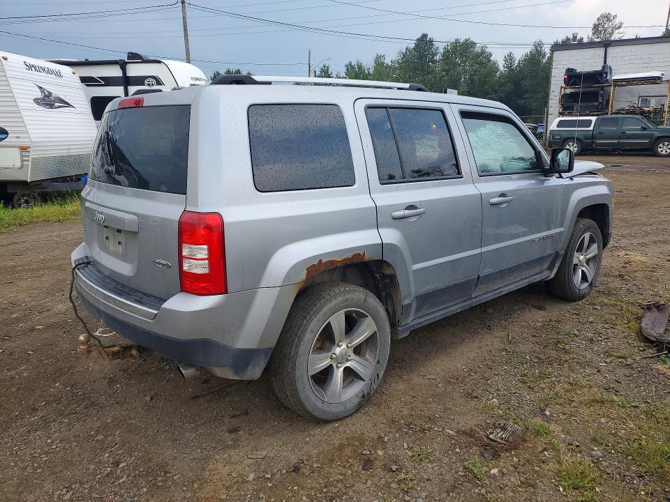 Photo 3 from auction – 2017 JEEP PATRIOT with VIN 1C4NJRAB7HD180265