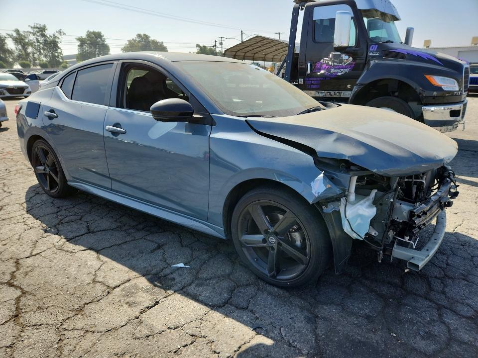 Photo 4 from auction – 2025 NISSAN SENTRA with VIN 3N1AB8DV8SY206813