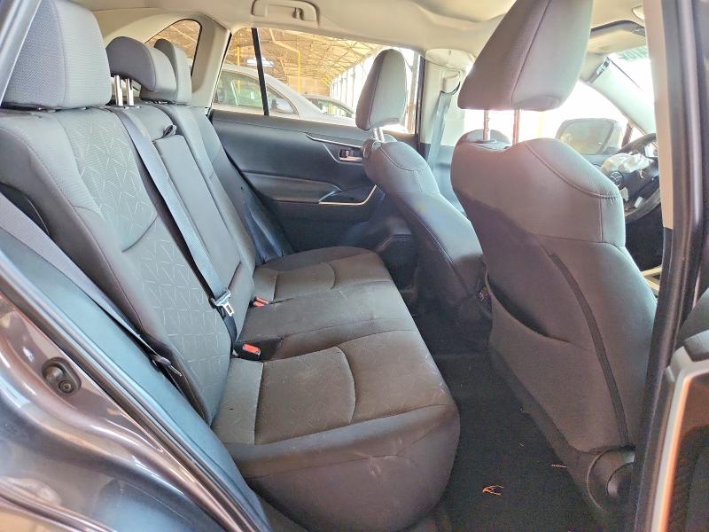 Photo 11 from auction – 2022 TOYOTA RAV4 with VIN 2T3P1RFV8NC282279