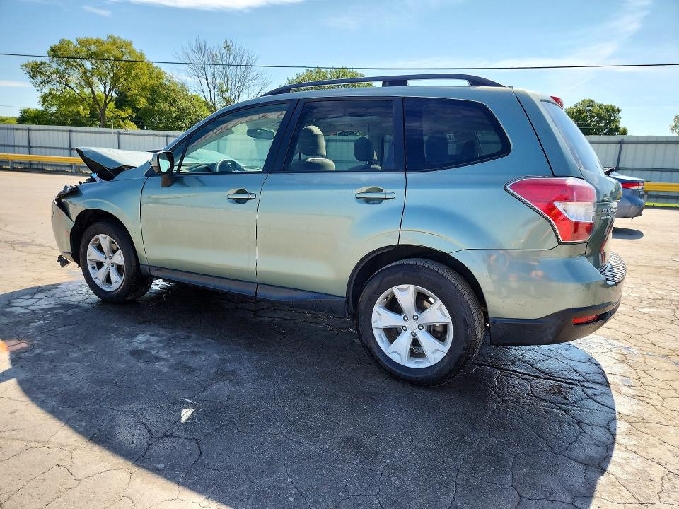 Photo 2 from auction – 2016 SUBARU FORESTER with VIN JF2SJAFC3GH458920