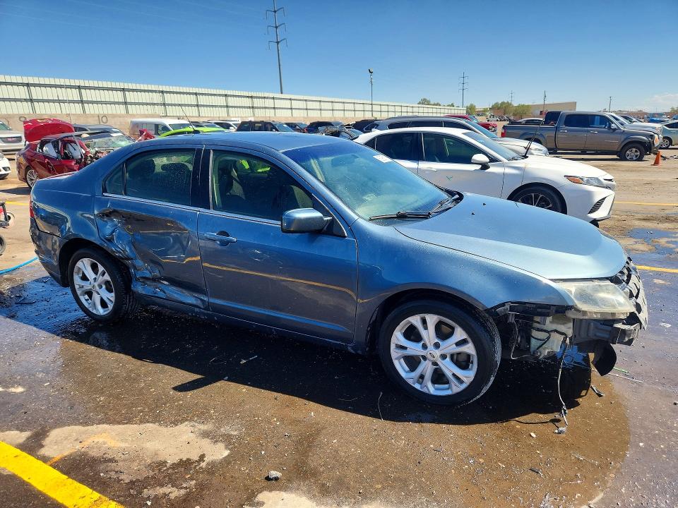 Photo 4 from auction – 2012 FORD FUSION with VIN 3FAHP0HG3CR109708