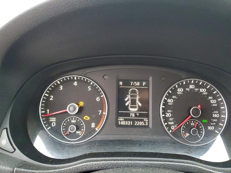 Photo 9 from auction – 2012 VOLKSWAGEN PASSAT with VIN 1VWBP7A32CC062117