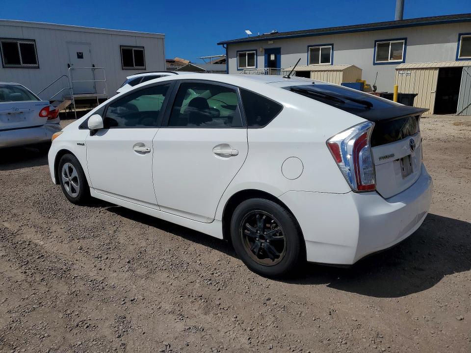 Photo 2 from auction – 2014 TOYOTA PRIUS with VIN JTDKN3DU5E1736328