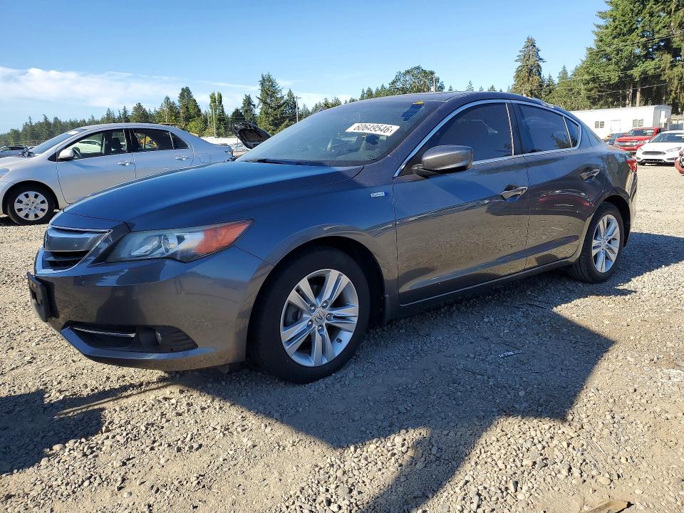 ACURA ILX 2013 z numerem VIN 19VDE3F75DE301040 - Zdjęcie z aukcji