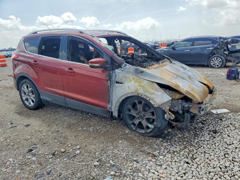 Zdjęcie 4 z aukcji – 2014 FORD ESCAPE z VIN 1FMCU0JX3EUE37628