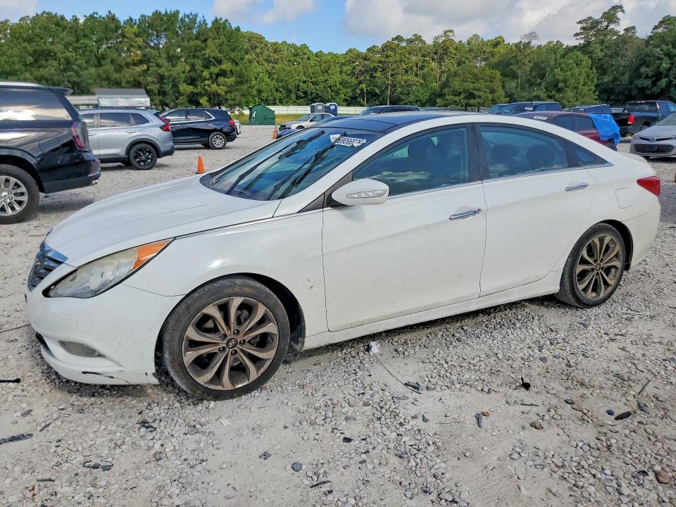 HYUNDAI SONATA 2013 with VIN 5NPEC4AB3DH741563 - Photo from auction